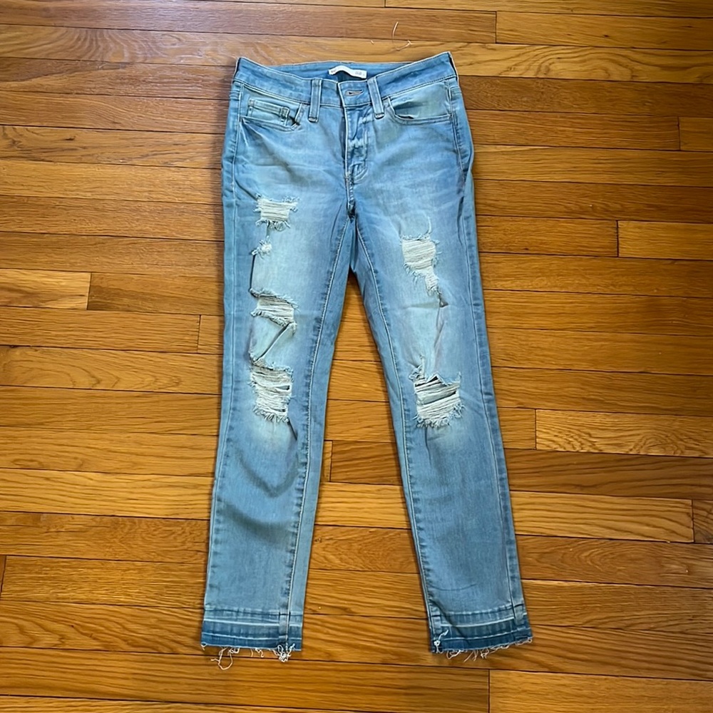 Light wash ripped jeans